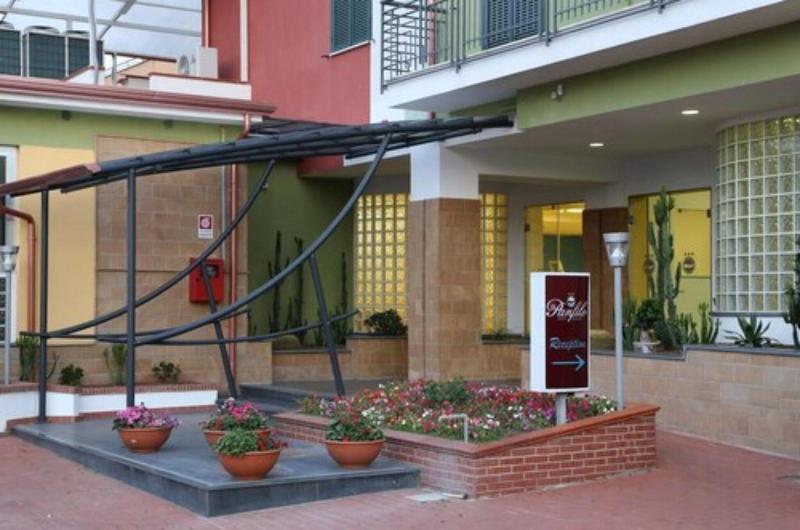 Hotel Resort Il Panfilo - Genel