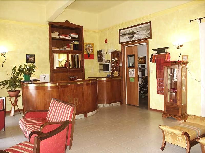 Hotel Baia - Lobi