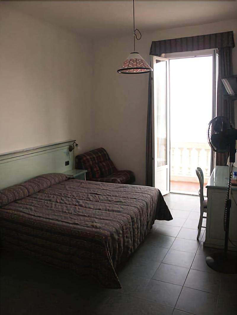 Hotel Baia - Oda