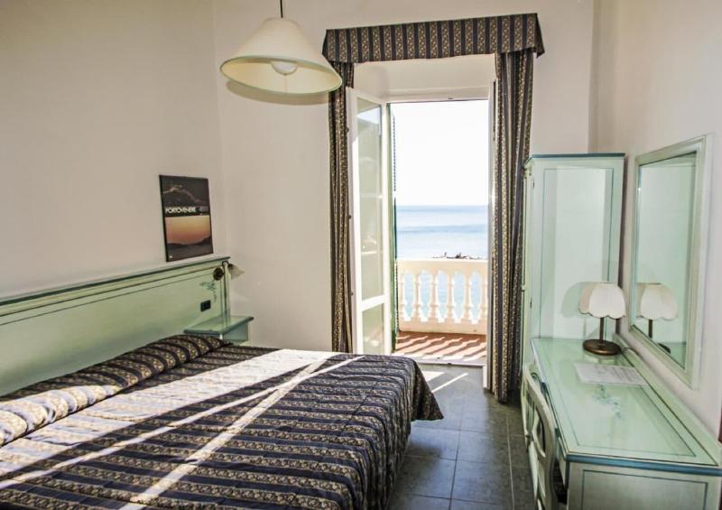 Hotel Baia - Oda