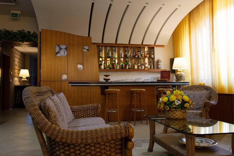 Hotel Maddaloni - Lobi