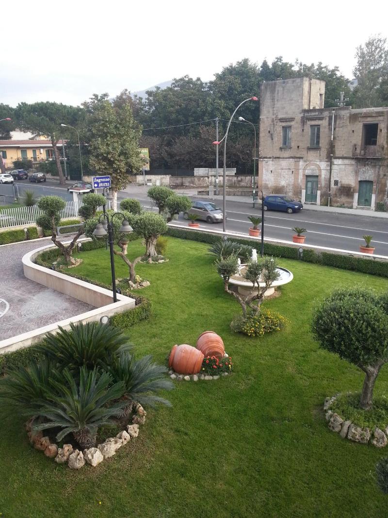 Hotel Maddaloni - Genel