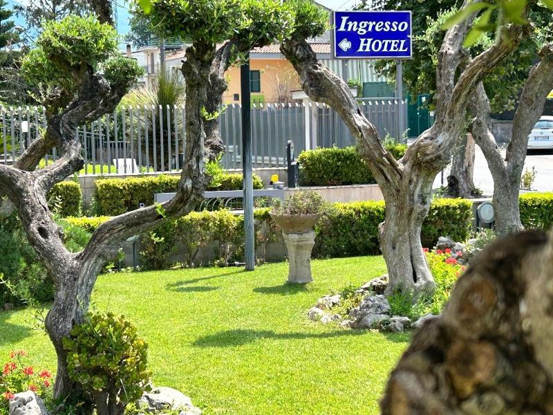 Hotel Maddaloni - Genel