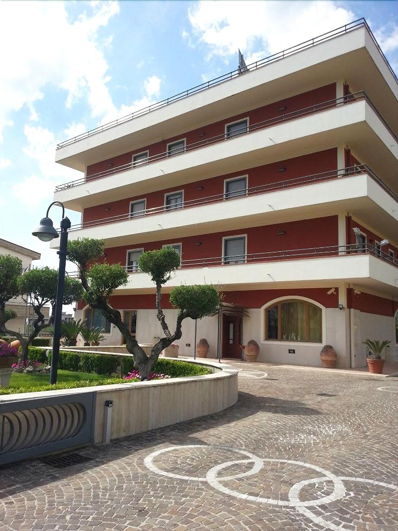 Hotel Maddaloni - Genel