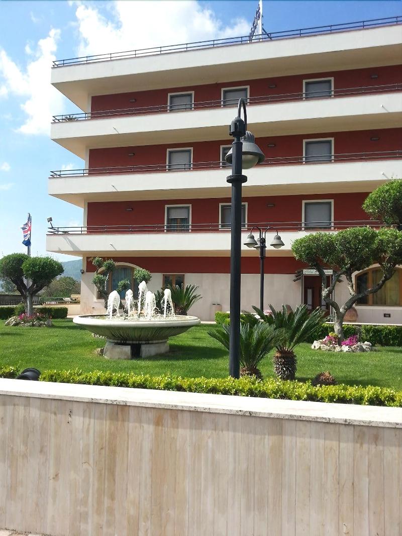 Hotel Maddaloni - Genel