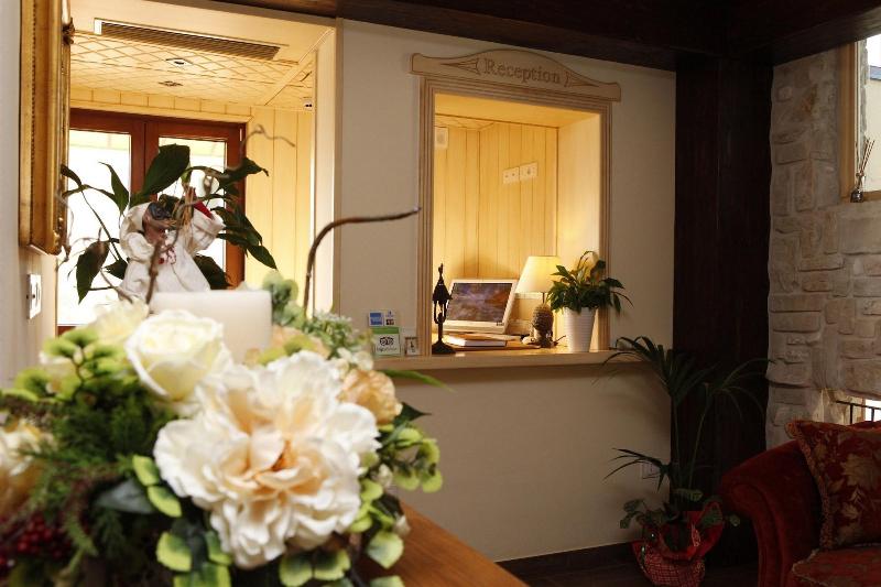 Hotel Villa Clementina - Lobi