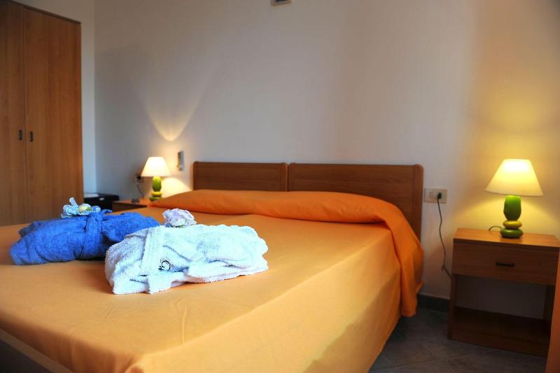 Bed And Breakfast La Casa Sul Faro - Oda
