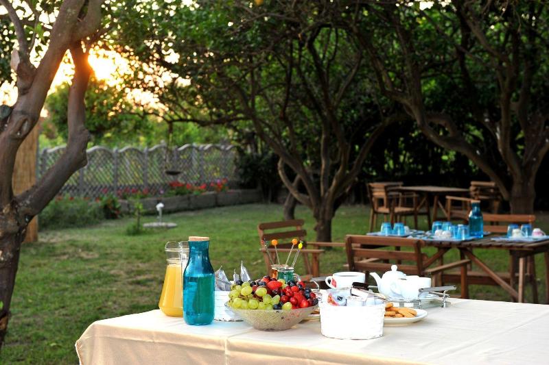 Bed And Breakfast La Casa Sul Faro - Restoran