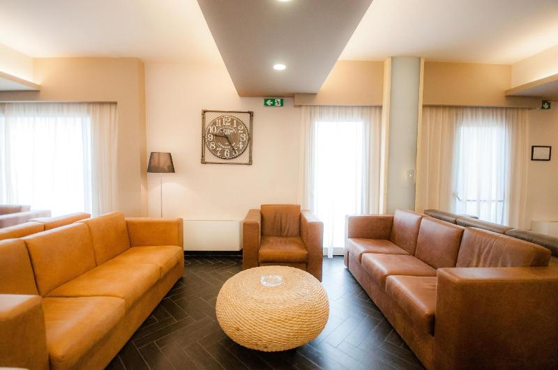 Bns Hotel Francisco - Lobi