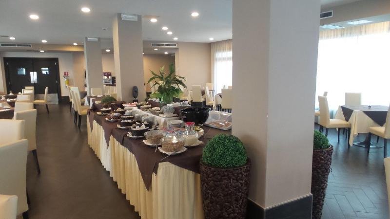 Bns Hotel Francisco - Restoran
