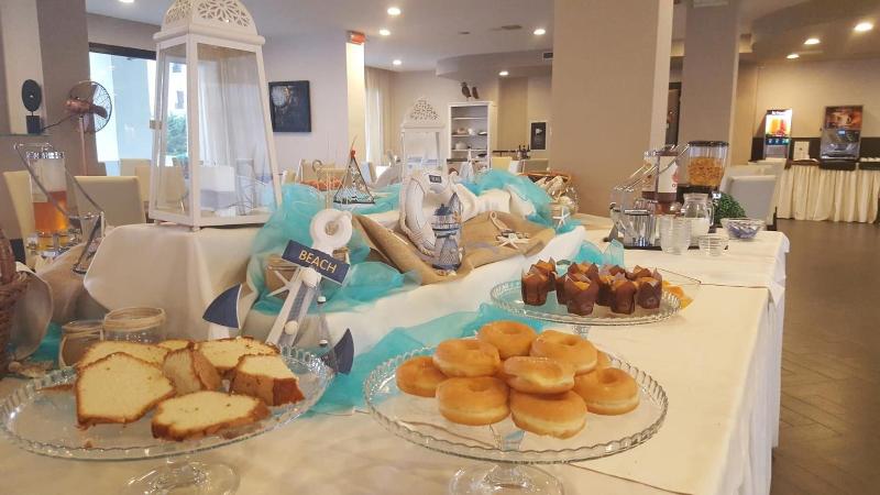 Bns Hotel Francisco - Restoran