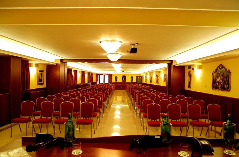 Bel Sito Hotel Le Due Torri - Toplantı