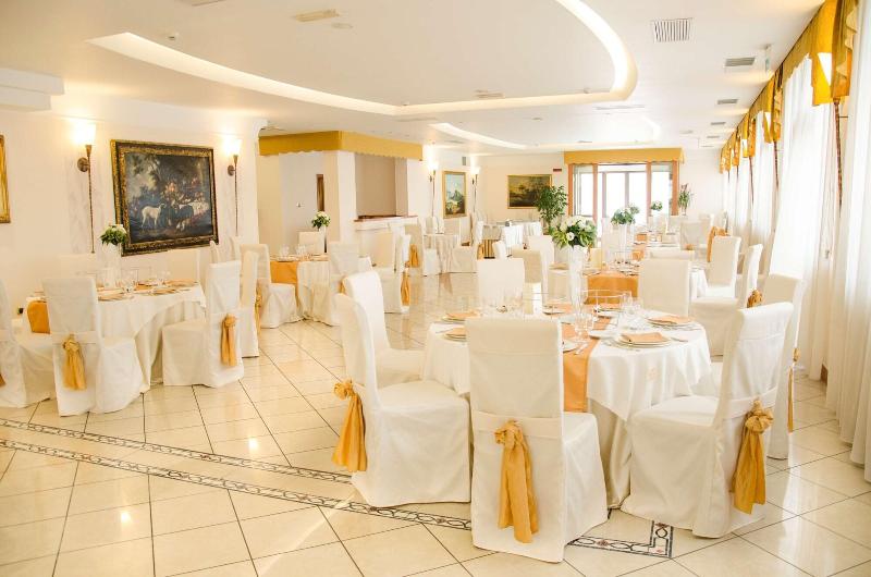 Bel Sito Hotel Le Due Torri - Restoran