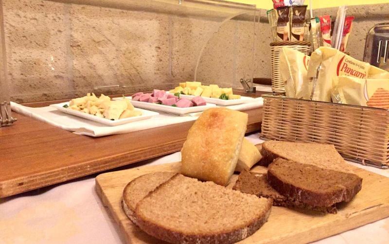 Bel Sito Hotel Le Due Torri - Restoran