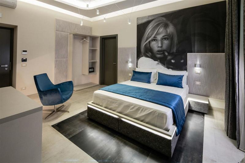 Via Veneto Luxury Suites - Oda
