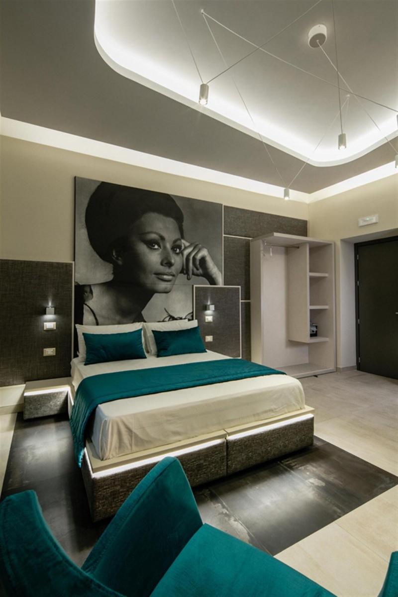Via Veneto Luxury Suites - Oda