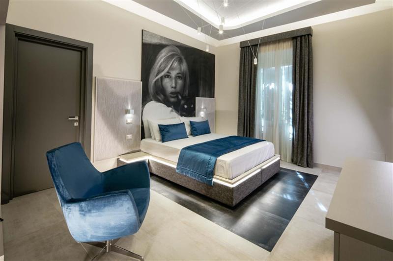 Via Veneto Luxury Suites - Oda