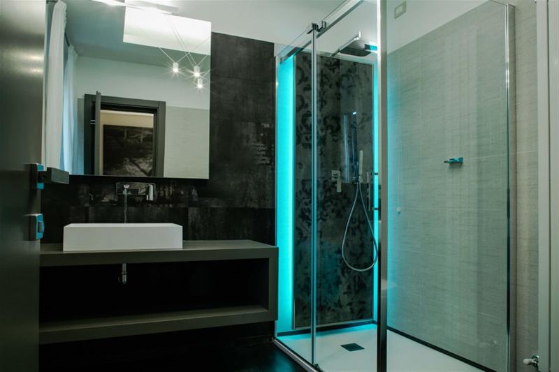 Via Veneto Luxury Suites - Oda