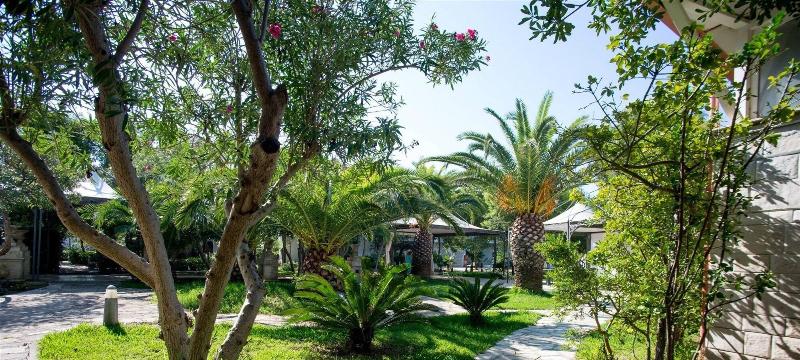 Hotel Isola Lo Scoglio - Genel