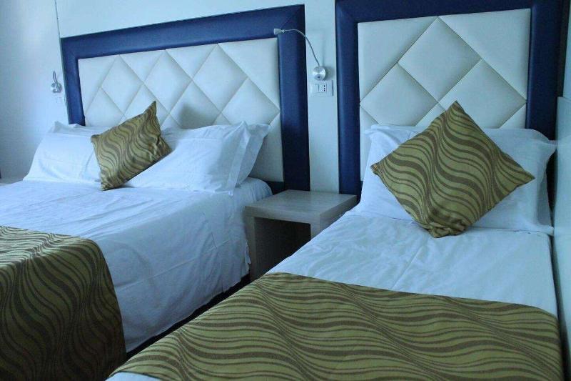 Hotel Gran Sasso - Oda