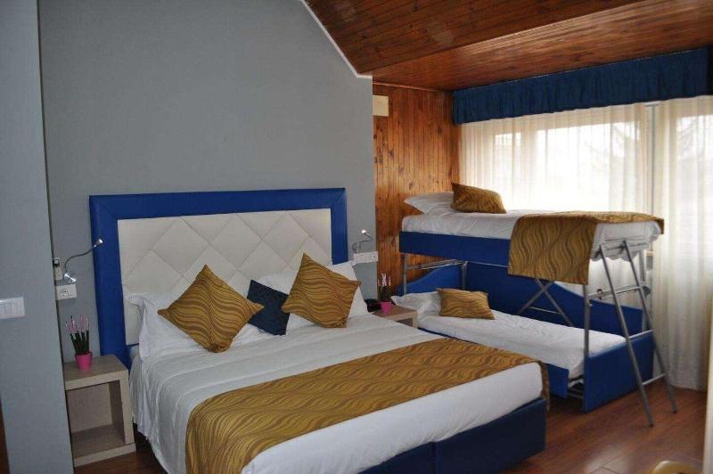 Hotel Gran Sasso - Oda