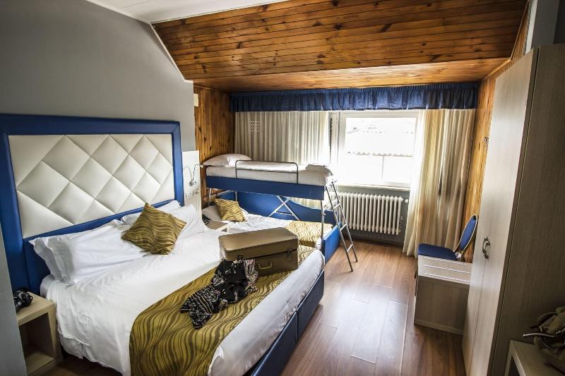 Hotel Gran Sasso - Oda