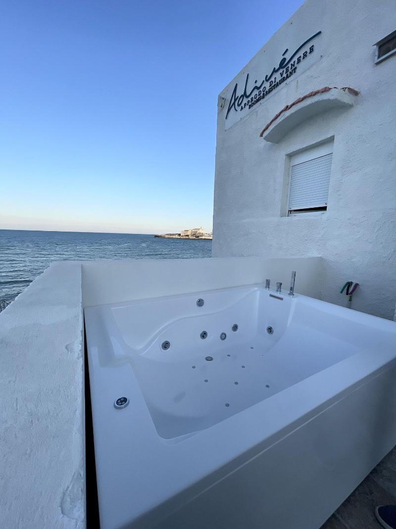 Approdo Di Venere - Oda