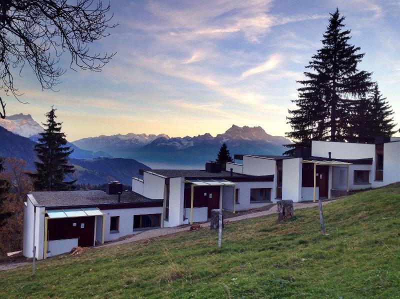 Leysin Lodge - Genel