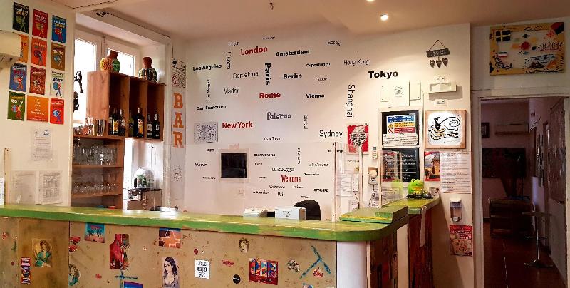 A Casa Di Amici Boutique Hostel - Restoran