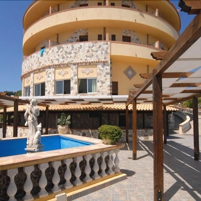 Hotel Restaurant Diana - Teras