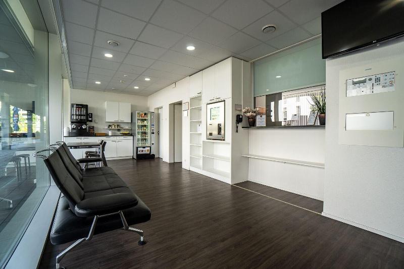 Hine Adon Apart Hotel Bern-Airport - Lobi