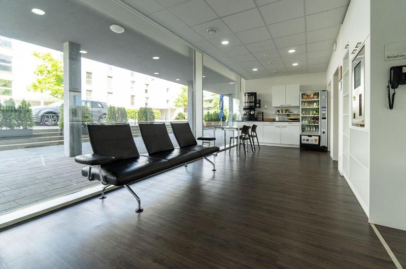 Hine Adon Apart Hotel Bern-Airport - Lobi
