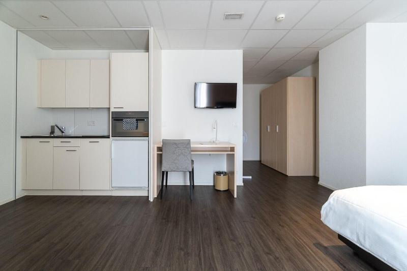 Hine Adon Apart Hotel Bern-Airport - Oda