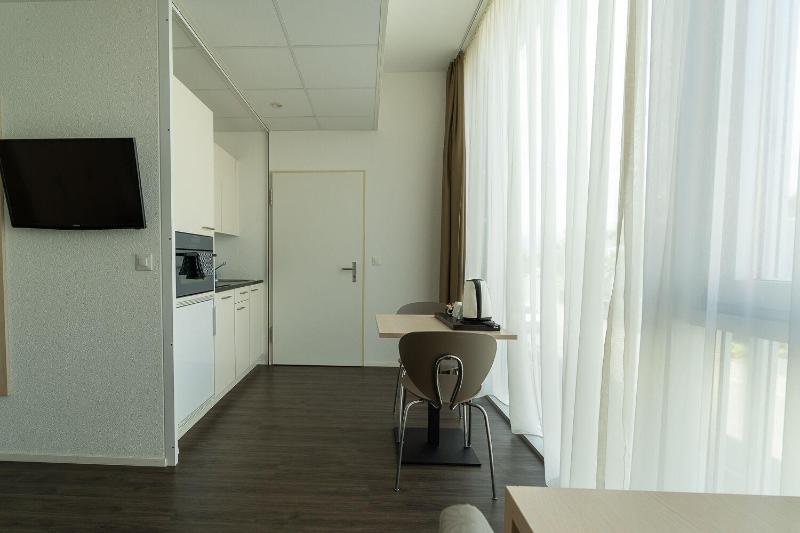 Hine Adon Apart Hotel Bern-Airport - Oda