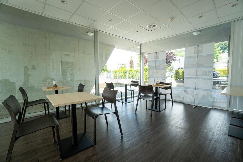 Hine Adon Apart Hotel Bern-Airport - Restoran
