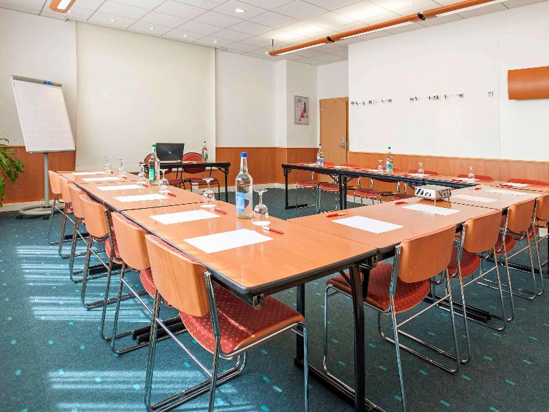 Ibis 3 Lacs Neuchatel - Genel