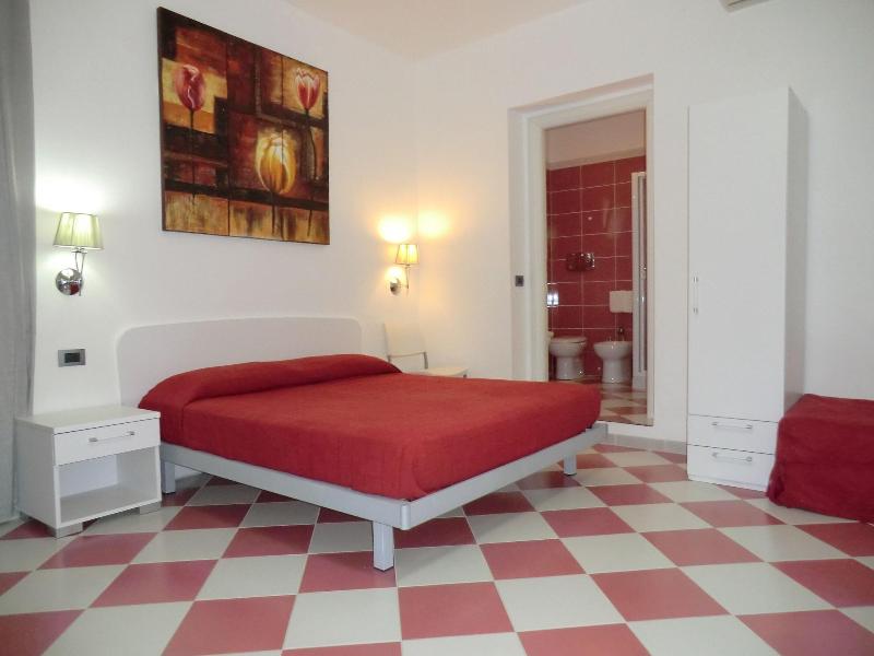 B&B Mediterraneo Mare e Sole - Oda