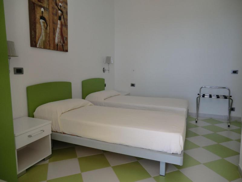 B&B Mediterraneo Mare e Sole - Oda