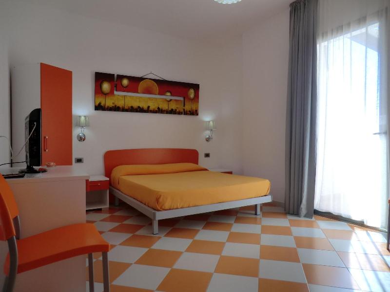 B&B Mediterraneo Mare e Sole - Oda