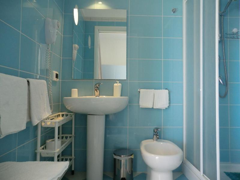 B&B Mediterraneo Mare e Sole - Oda
