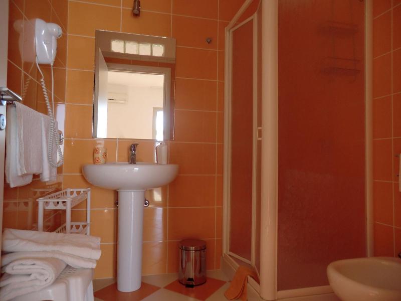 B&B Mediterraneo Mare e Sole - Oda