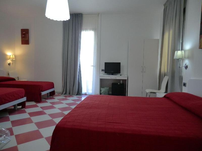 B&B Mediterraneo Mare e Sole - Oda