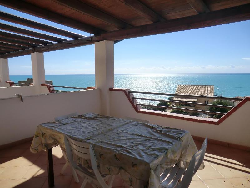 B&B Mediterraneo Mare e Sole - Teras