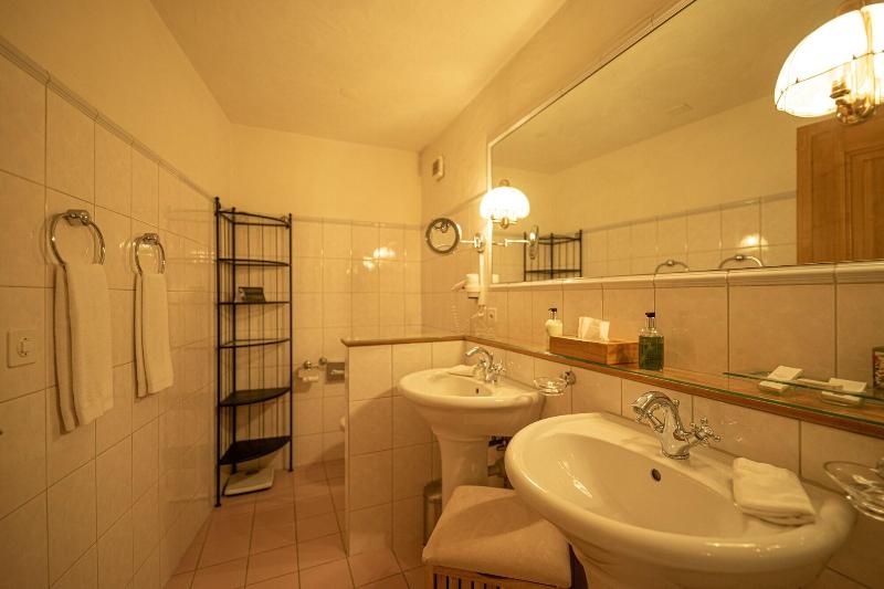 Boutique Hotel Alpenrose - Oda