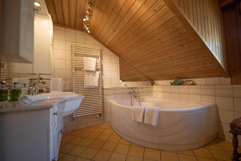 Boutique Hotel Alpenrose - Oda