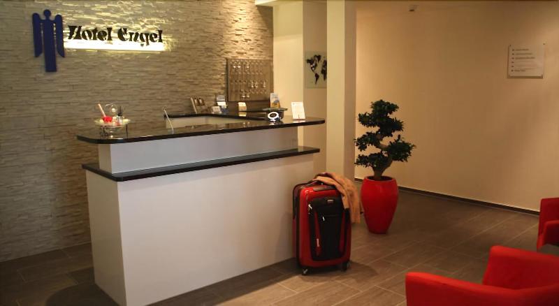 Hotel Engel - Lobi