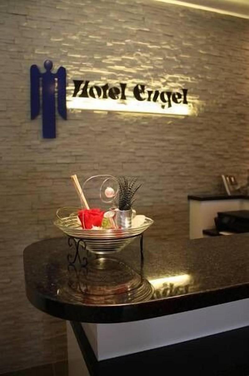 Hotel Engel - Lobi