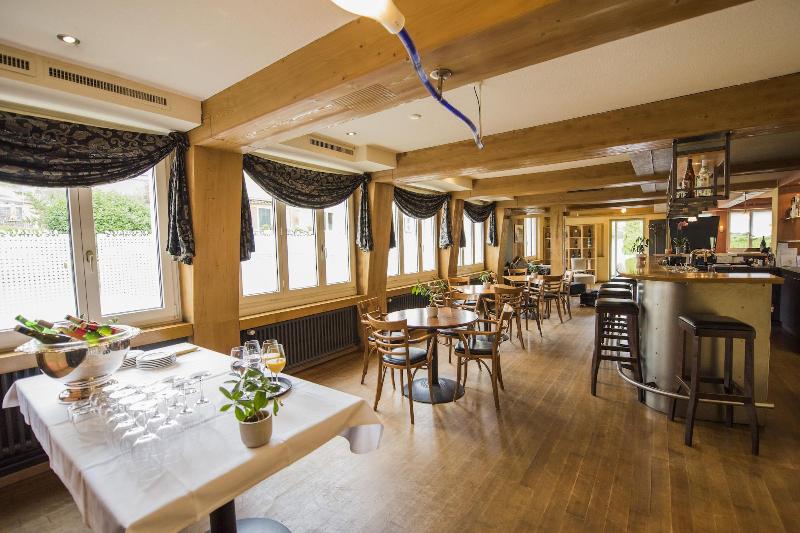 Hotel Restaurant Neuhaus - Bar