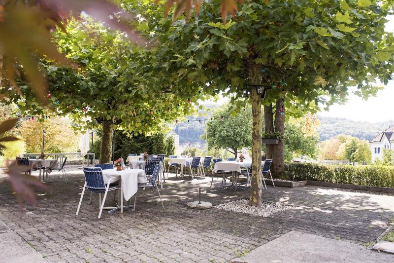 Hotel Restaurant Neuhaus - Genel