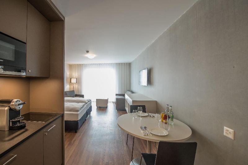 Aparthotel Baden - Oda